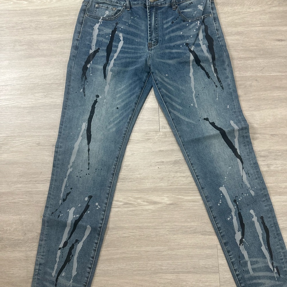 **NEW** Sneaks Streetwear Jeans sz 34x32